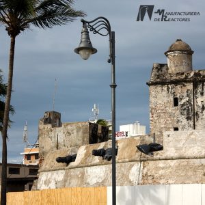 Poste Enkeli Baluarte de Santiago Veracruz