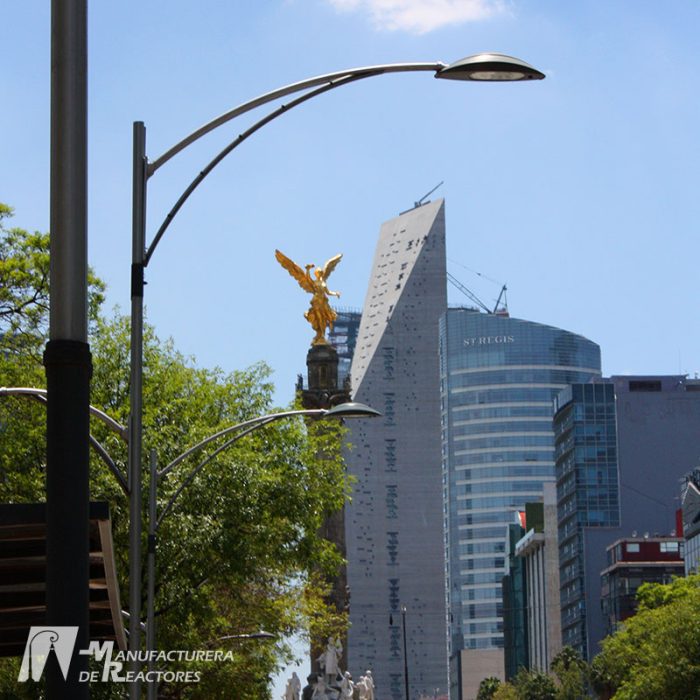 Poste Reforma y Ángel de la Independencia