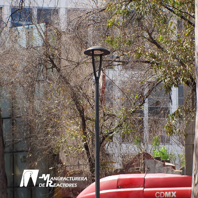 Luminaria Versil para iluminación pública de alta eficiencia.